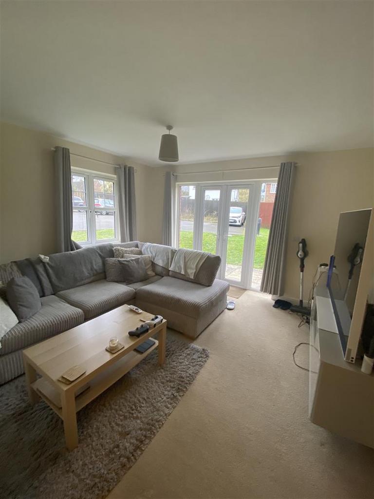 2 Carpenters Court 4.jpg