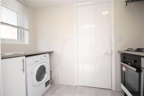 1 bedroom apartment to rent, Osborne Road, Middlesex