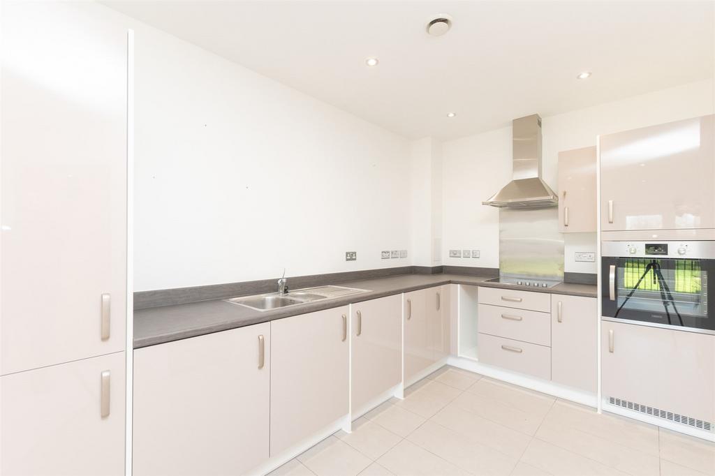 Kitchen / Lounge