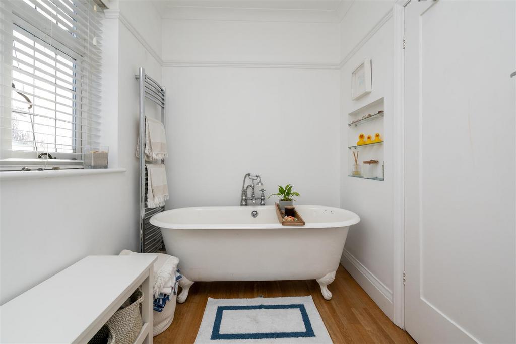30 Mirfield Road 34.jpg