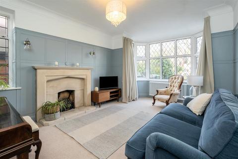 30 Mirfield Road, Solihull, B91 1JD