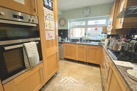 25 Heol Hendre, Rhuddlan, Rhyl, LL18 5PG
