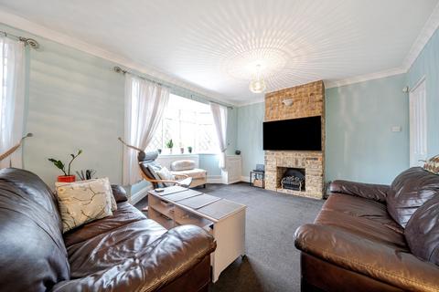 4 bedroom semi-detached house for sale, Springwell Lane, Harefield, Uxbridge