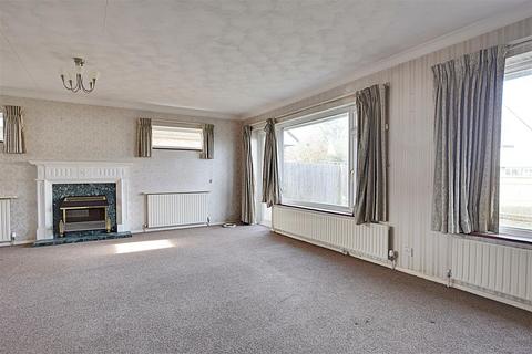26 Oakleigh Road, Bexhill-on-sea, TN39 4PY