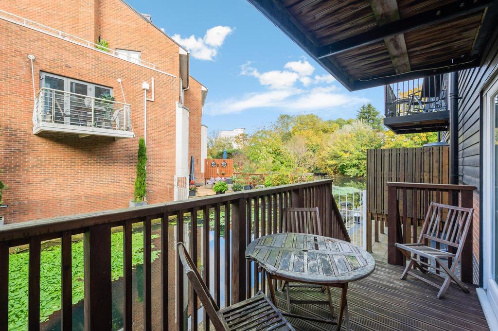 House in Brentford - More