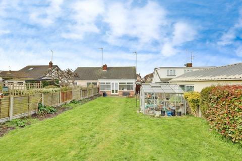 3 bedroom semi-detached bungalow for sale, Grovewood Avenue, Leigh-on-sea, SS9