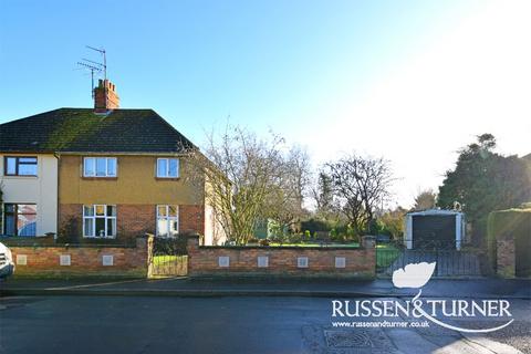 3 bedroom semi-detached house for sale, Holcombe Avenue, King's Lynn PE30