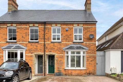 3 bedroom semi-detached house for sale, Salisbury Road, Baldock, SG7 5BY