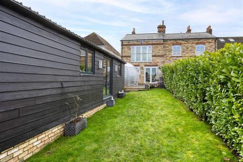 3 bedroom semi-detached house for sale, Salisbury Road, Baldock, SG7 5BY