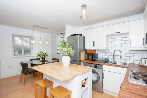 2 bedroom flat for sale, Piele Road, St Helens, Haydock, WA11