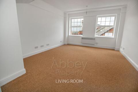 2 bedroom flat to rent, Mill Street, Langham House Mill Street, LU1