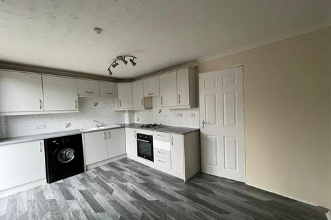 3 bedroom terraced house to rent, Smithyends, Glasgow G67