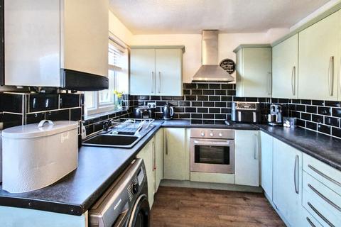 2 bedroom semi-detached house for sale, High Meadows, Kenton, Newcastle upon Tyne, Tyne and Wear, NE3 4PW