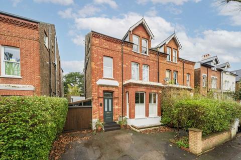 Flat 3, 12 Heathfield Road, London, W3 8EL