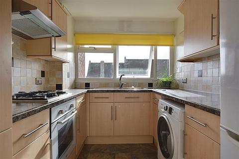 2 bedroom apartment for sale, Cantelupe Road, Bexhill-On-Sea