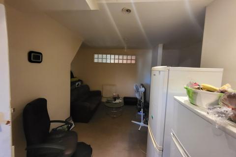 2 bedroom flat for sale, Croydon CR7