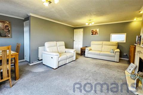 3 bedroom end of terrace house for sale, Grosvenor Road, Aldershot, Hampshire