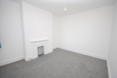 2 bedroom flat to rent, Crown Lane Bromley BR2