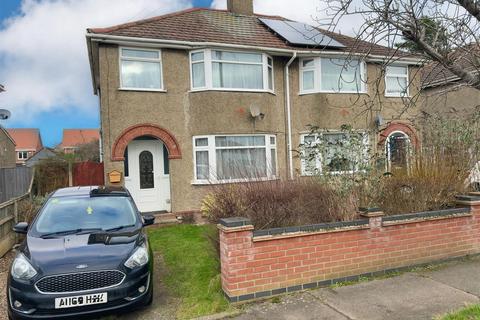 3 bedroom semi-detached house for sale, Monckton Avenue, Oulton Broad, Lowestoft, Suffolk, NR32