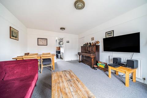 2 bedroom apartment for sale, Wharf Place, London E2