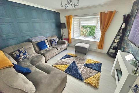 2 bedroom flat for sale, Deeplow Close, Sutton Coldfield