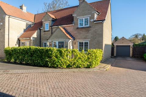 4 bedroom semi-detached house for sale, The Sycamores, Barwick In Elmet LS15