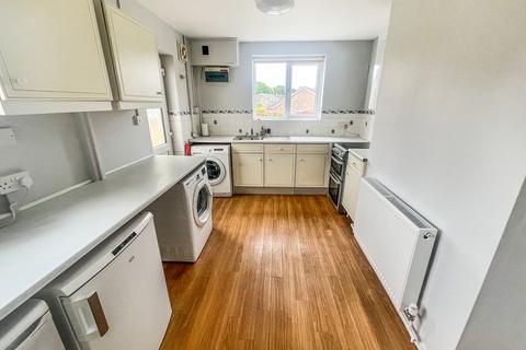 17 Capulet Close, Rugby, CV22 6JX