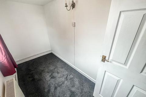 17 Capulet Close, Rugby, CV22 6JX