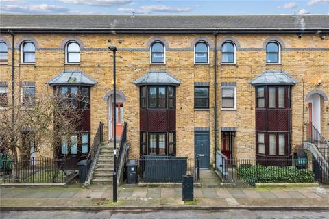 3 bedroom terraced house to rent, Queensbury Street, Islington, N1