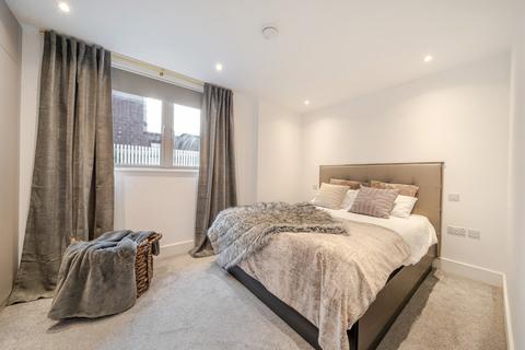 1 bedroom apartment for sale, Uxbridge Road, London