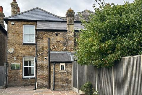 2 bedroom semi-detached house to rent, Sowell Street, Broadstairs, Kent, CT10