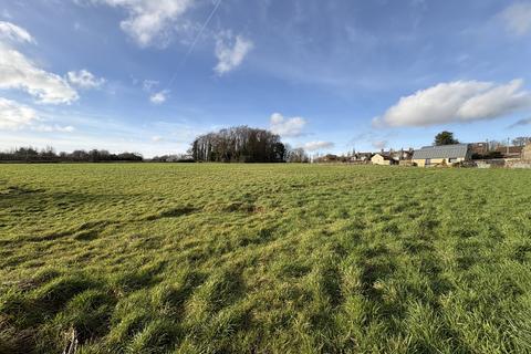 Land for sale, Penny Lane, Marshfield SN14