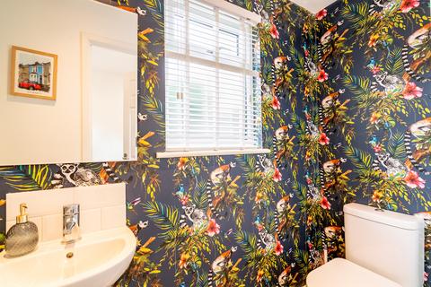 83 Luckwell Road, Bristol, BS3 3ET
