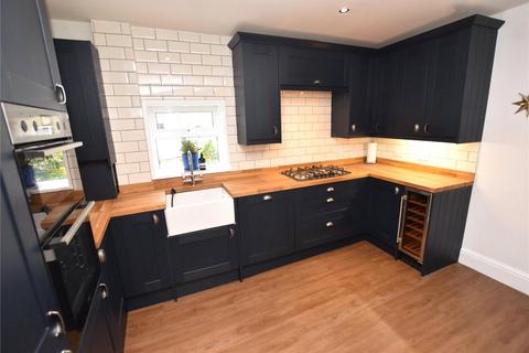 2 bedroom terraced house for sale, Town Street, Guiseley, Leeds