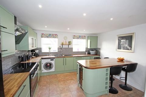 5 bedroom townhouse for sale, Chapelwent Road, Haverhill CB9