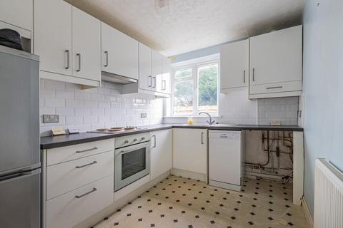 2 bedroom ground floor flat for sale, Pant Y Celyn Road, Penarth CF64