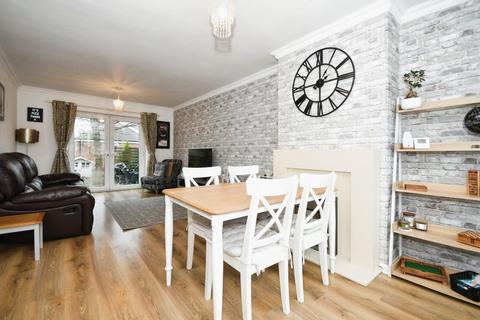 3 bedroom semi-detached house for sale, Parkland Drive , Wingerworth, Chesterfield, S42 6UU