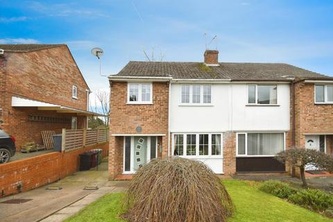 3 bedroom semi-detached house for sale, Parkland Drive , Wingerworth, Chesterfield, S42 6UU