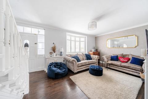 222 Hayling Road, Watford, WD19 7PT