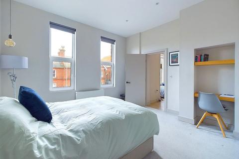 1 bedroom flat for sale, Shelley Road, Worthing