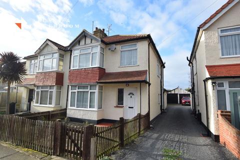 4 bedroom semi-detached house for sale, Berkeley Road, Clacton-on-Sea