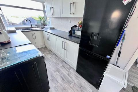 198 Arnold Avenue, Sheffield, S12 3JF