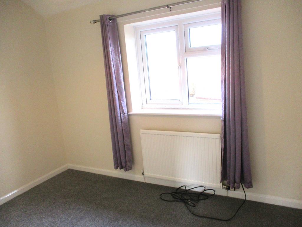 Bed 3 rear