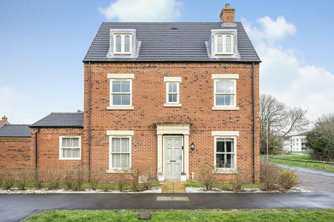 4 bedroom detached house for sale, Flanders Close, Bicester