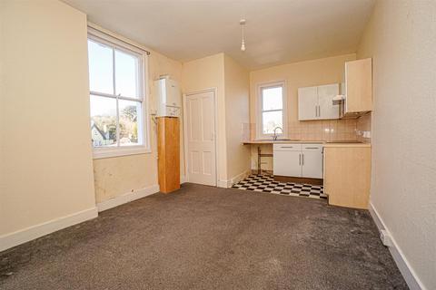 2 bedroom flat for sale, Anglesea Terrace, St. Leonards-On-Sea