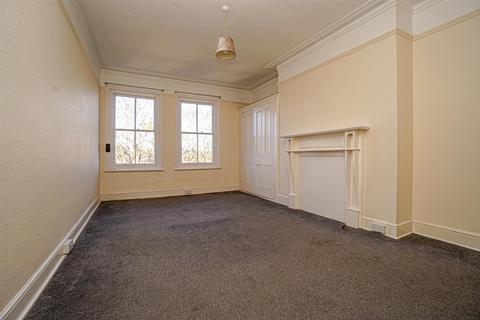 2 bedroom flat for sale, Anglesea Terrace, St. Leonards-On-Sea