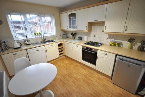 6 Bryson Close, Thorne, Doncaster, DN8 5GH
