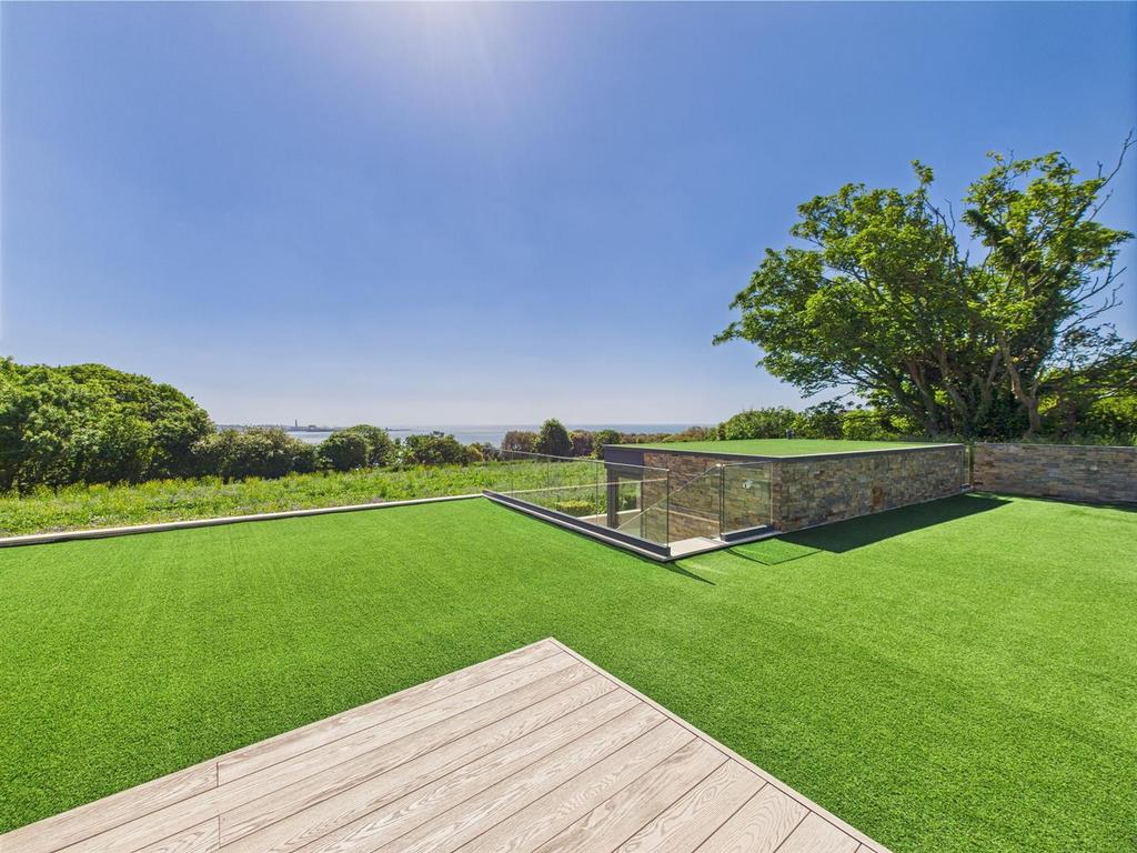 CAM04392 G0-PR0087-STILL020.jpg