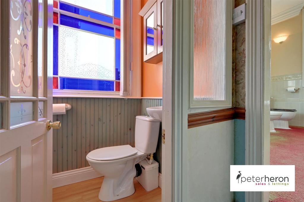 Separate WC