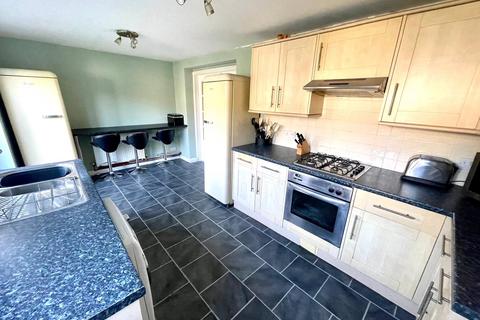 8 Cedar Close, Rayleigh, SS6 8SS